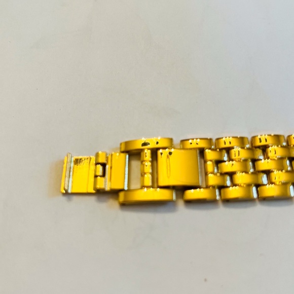 American Exchange Rainbow Rhinestone Wristwatch Goldtone Mother Of Pearl Face - Picture 4 of 4